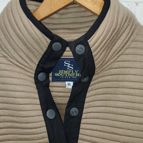 Simply Southern Ribbed Pullover Sweater in Mocha and Black Trim Women's Size XL - Picture 3 of 16